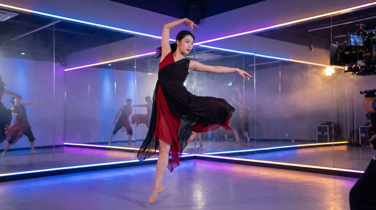 福利姬舞蹈视频表演